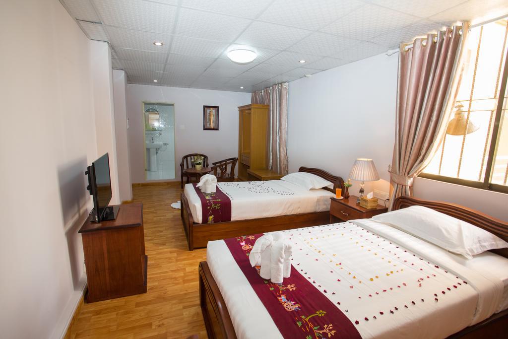 Hotel Iceland Мандалай Экстерьер фото