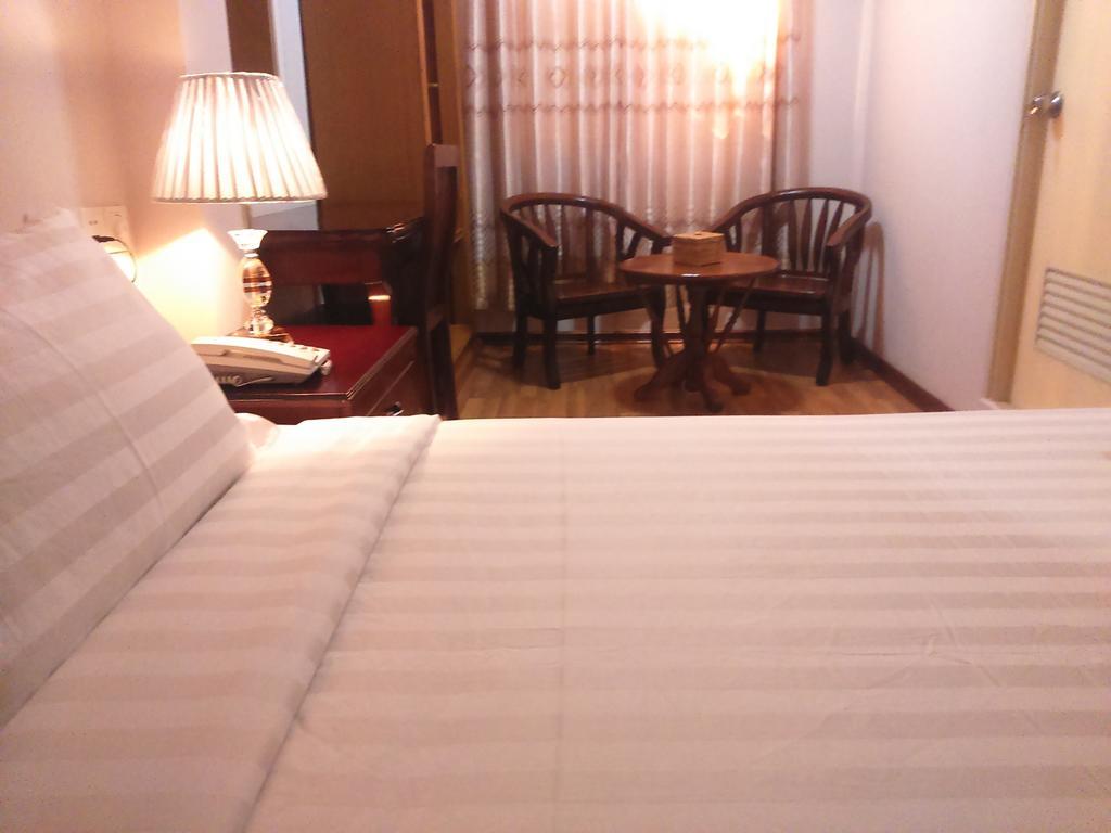 Hotel Iceland Мандалай Экстерьер фото